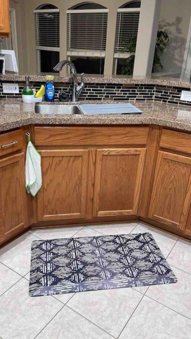 Lovely Woodlands W/heated Pool And Spa! * Spring